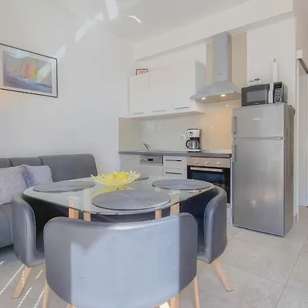 Apartment Fiore One *
